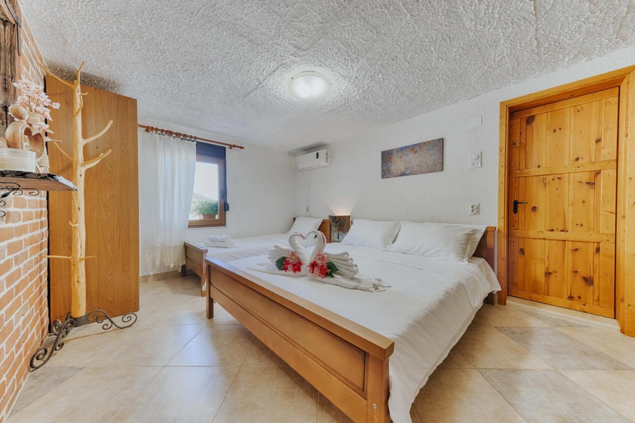 Markovic Village Apartments أولتْسي المظهر الخارجي الصورة