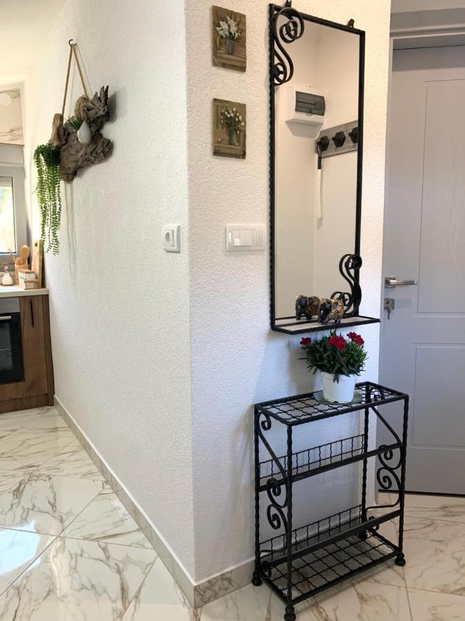 Markovic Village Apartments أولتْسي المظهر الخارجي الصورة