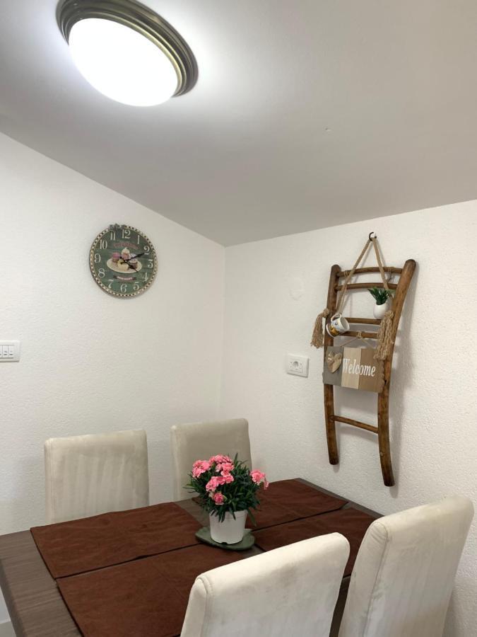 Markovic Village Apartments أولتْسي المظهر الخارجي الصورة